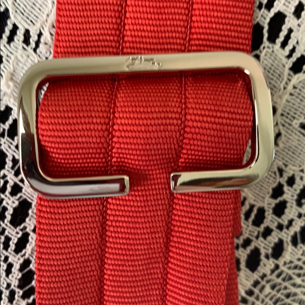 New Longchamp Red Nylon Messenger Crossbody Bag - Picture 5 of 8